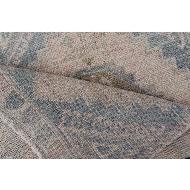 White Vintage Turkish Oushak Rug With All-Over Sub-Geometric Medallion Design For Sale - Image 8 of 8