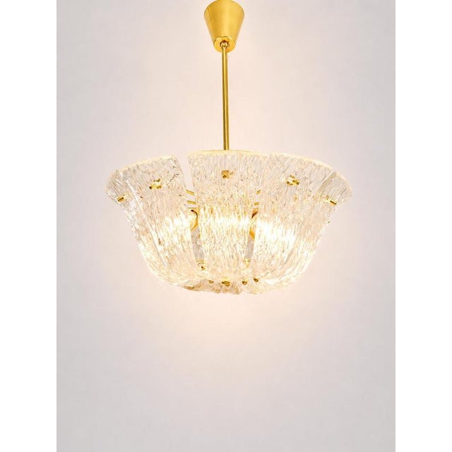 Large Vintage Curved Basket Pendant Light in Brass and Textured Glass by J. T. Kalmar for Kalmar, Vienna, 1950 For Sale - Image 10 of 18