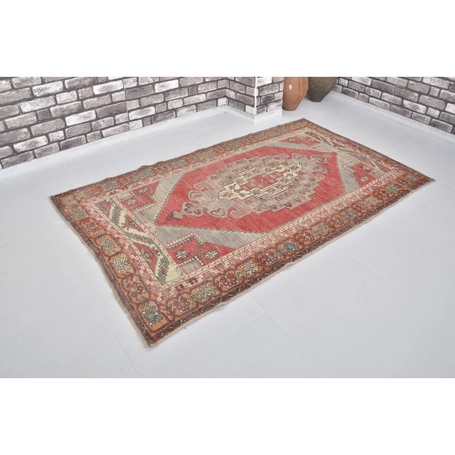 Floral Anatolian Vintage Wool Rug For Sale - Image 9 of 10