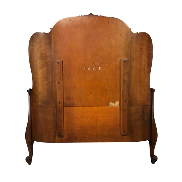 Antique French Louis XV Style Flame Mahogany Twin Bed Frame With Gilt Carved Accents For Sale - Image 4 of 7