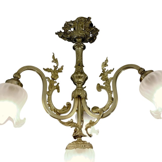 Antique French Art Nouveau Bronze 4-Light Chandelier with Frosted Glass Tulip Flower Shades and Acanthus Leaves, 1890s For Sale - Image 12 of 18