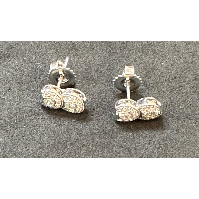 Op Art 1 Carat, Cluster Stud Earrings 14 Karat White Gold Post Back, Great Value For Sale - Image 3 of 18