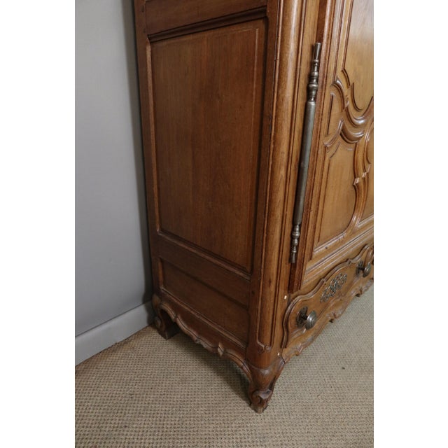 18th Century Wardrobe in Oak For Sale - Image 12 of 14