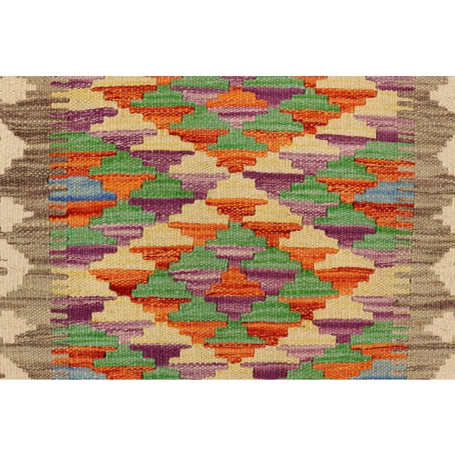 Bohemian Kilim Gray Beige Hand-Woven Wool Rug For Sale In New York - Image 6 of 9