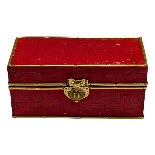 1930s Elegant Red Lacquer Woven Bamboo Box For Sale