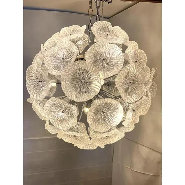 White Italian Floral Murano Glass Sputnik Chandelier by Simoeng For Sale - Image 8 of 11
