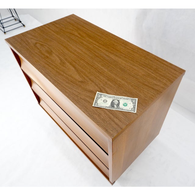 Late 20th Century Compact 3 Drawer Walnut Concave Drawer Front Mid Century Bachelor Chest Dresser For Sale - Image 5 of 16