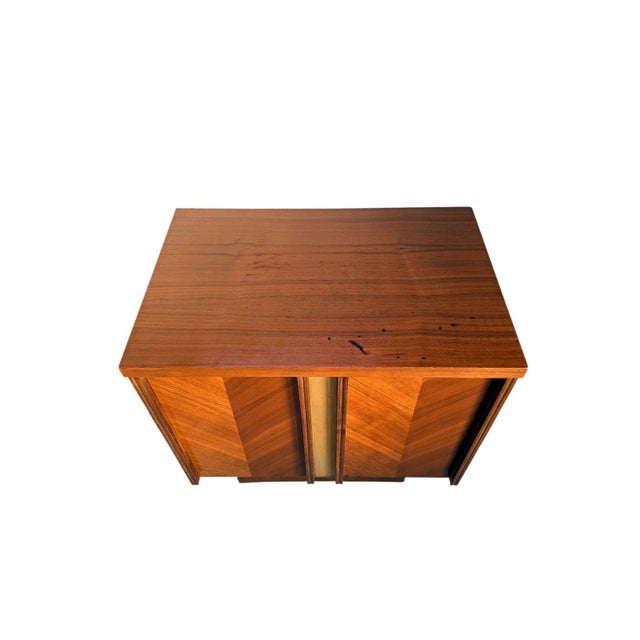 Pair of Mid Century Modern Walnut Nightstands, Canadian Made Two Door Bedside Cabinets For Sale - Image 16 of 16