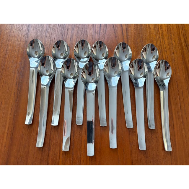 Late 20th Century Mikasa Profile Japan Modernist Stainless Flatware Set 59 Pieces Service for 11+ For Sale - Image 10 of 12