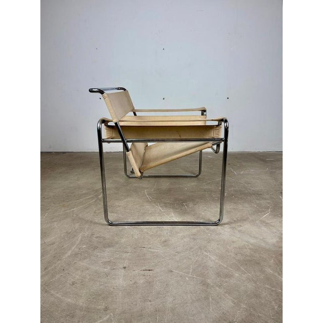 White Wassily B3 Armchair by Marcel Breuer for Gavina, Italy, 1960s For Sale - Image 3 of 9
