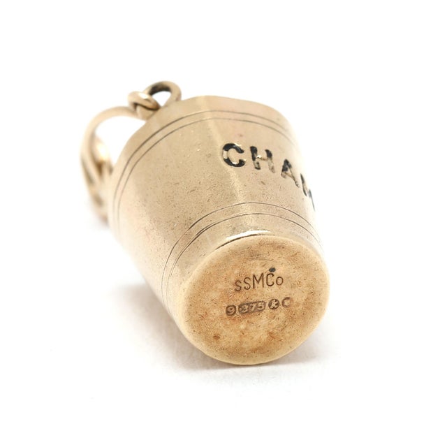 1950s British Hallmarks Champagne Bucket Charm, 9k Yellow Gold, Length 1 In For Sale - Image 4 of 5