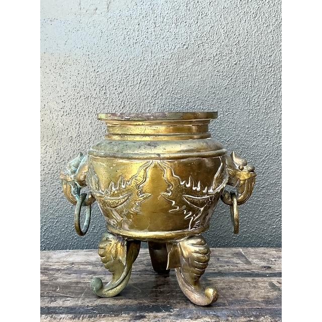 Chinoiserie Vintage Asian Brass Dragon Cache Pot For Sale - Image 3 of 13