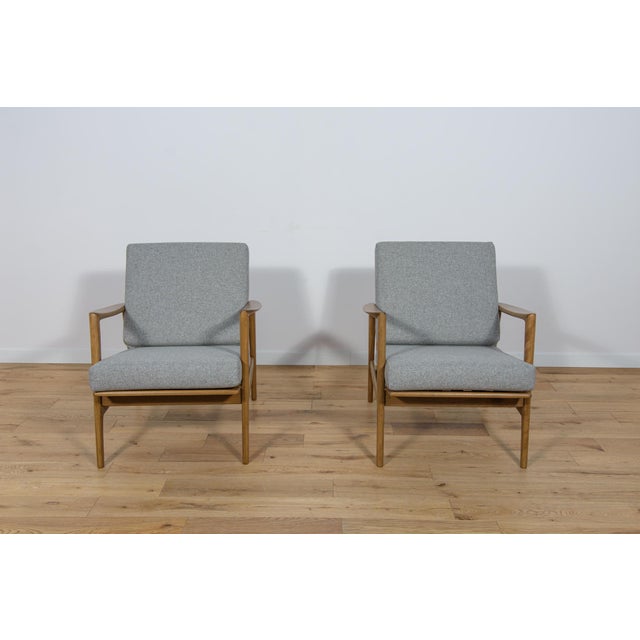Set of Model 300-139 Chairs from Swarzędz Factory, 1960s For Sale - Image 6 of 18