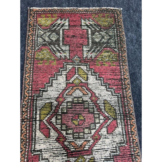 Turkish Yastik Rug 1'6" x 3'6" For Sale - Image 4 of 5
