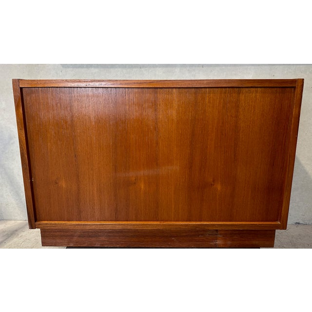 Vintage Chest of Drawers in Teak For Sale - Image 11 of 13