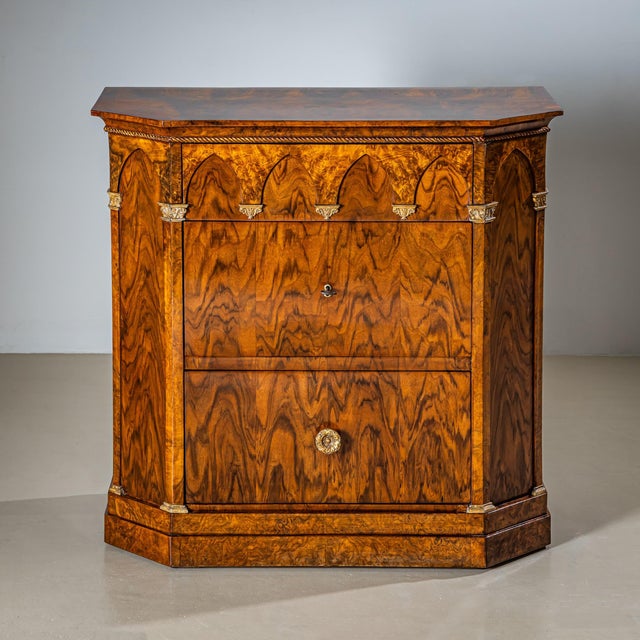 Mid-19th Century Pair of Commodes with Gothic Arches, Italy For Sale - Image 12 of 12