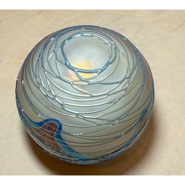 1980s Vintage Blown Spun Pulled Feather Studio Aurene Iridescent Art Glass Paperweight For Sale - Image 5 of 9