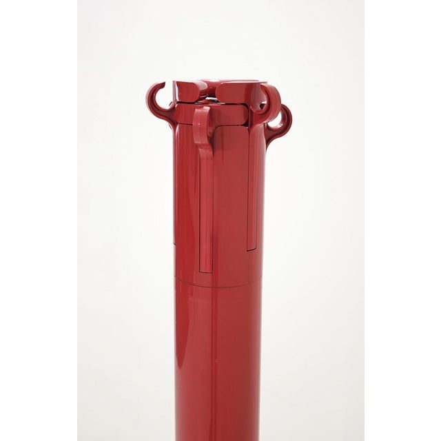 Castelli Red Plastic Planta Italia Model Coat Hanger by Giancarlo Piretti for Anonima Castelli, 1972 For Sale - Image 4 of 18