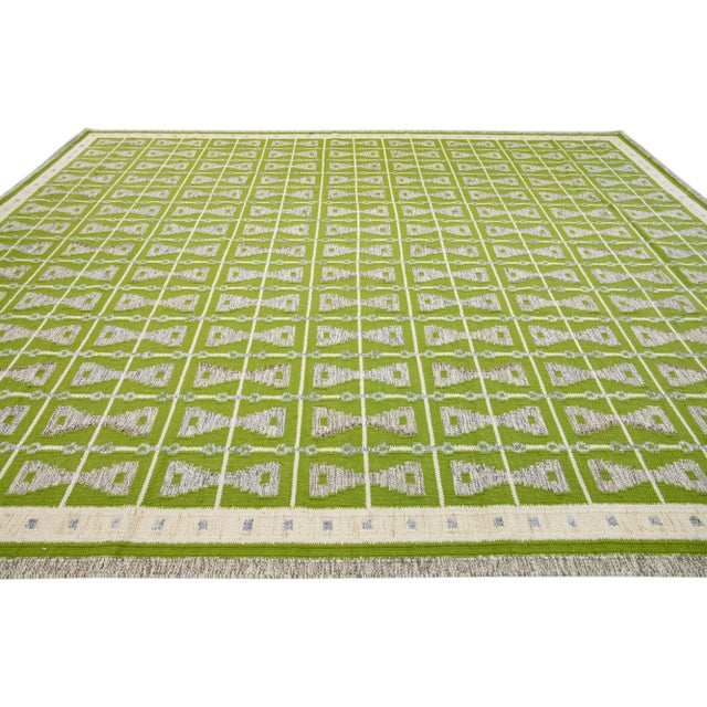 2010s Modern Swedish Style Green Handmade Oversize Wool Rug With Geometric Pattern For Sale - Image 5 of 8