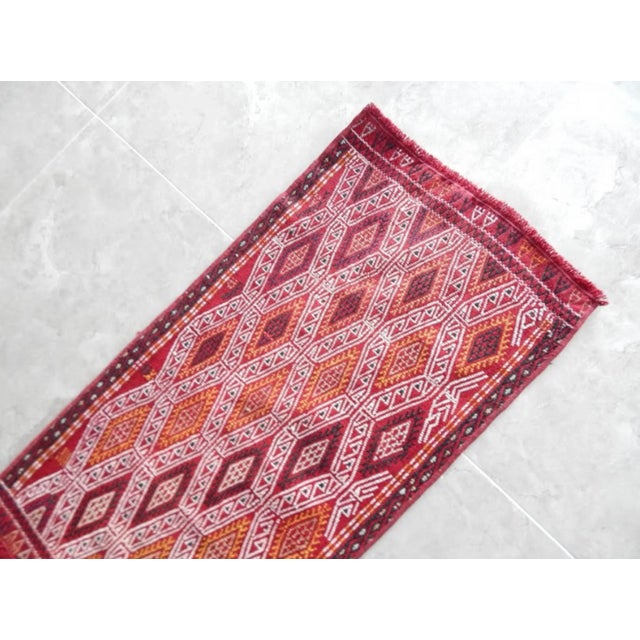 1970s Nomadic Geometrical Turkish Tribal Vintage Handmade Anatolian Kilim Rug 1′7″ × 3′1″ For Sale - Image 5 of 7