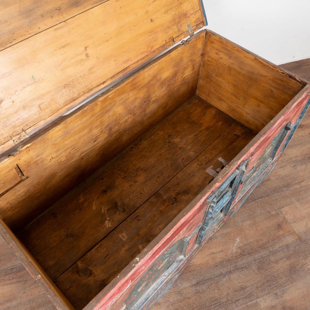 Folk Art 19th Century Original Blue and Red Painted Pine Large Flat Top Trunk For Sale - Image 3 of 15