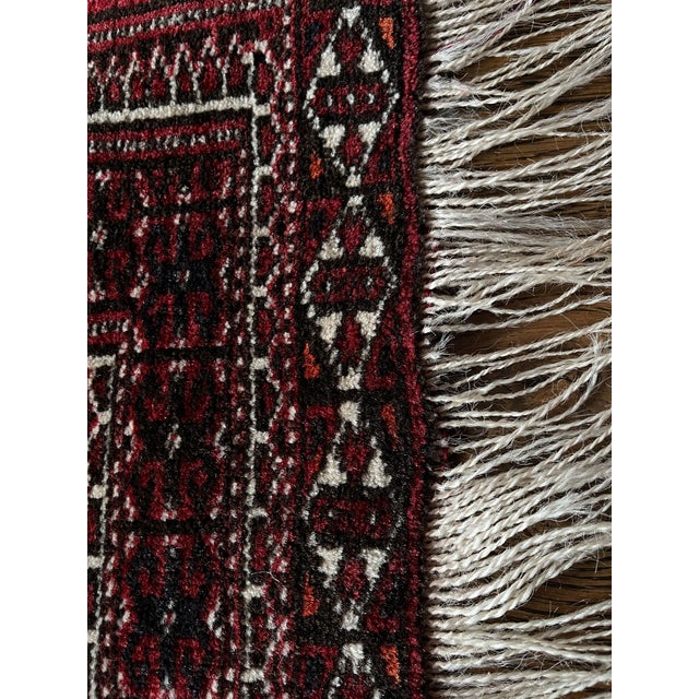 Handwoven Red and Burgundy Geometric Rug with Ivory Fringes, 1990s For Sale - Image 6 of 7