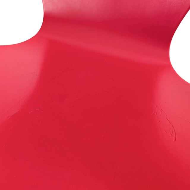 Series 7 Chairs by Arne Jacobsen for Fritz Hansen Red, Set of 3 For Sale - Image 9 of 13