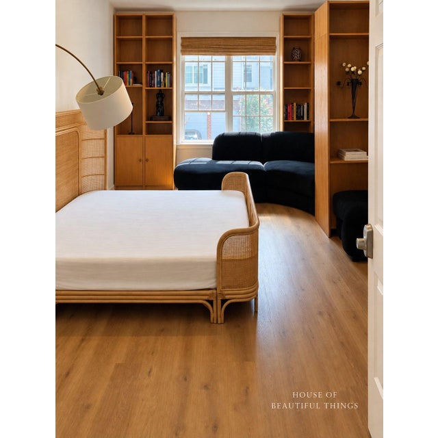 Mid-Century Modern Vintage Floor-to-Ceiling Modular Bookcase Library Wall Unit – Honey Oak For Sale - Image 3 of 4