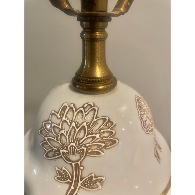 1950s 1950s Mid Century Modern Frederick Cooper Baluster Form White Porcelain and Brass Floral Lamp For Sale - Image 5 of 12