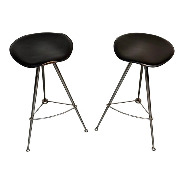 Pair of Vintage Modern Chrome Bar Stools For Sale