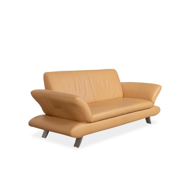 Modern Two-Seater Leather Sofa in Apricot Cream Beige with Manual Function from Koinor Rossini For Sale - Image 3 of 13