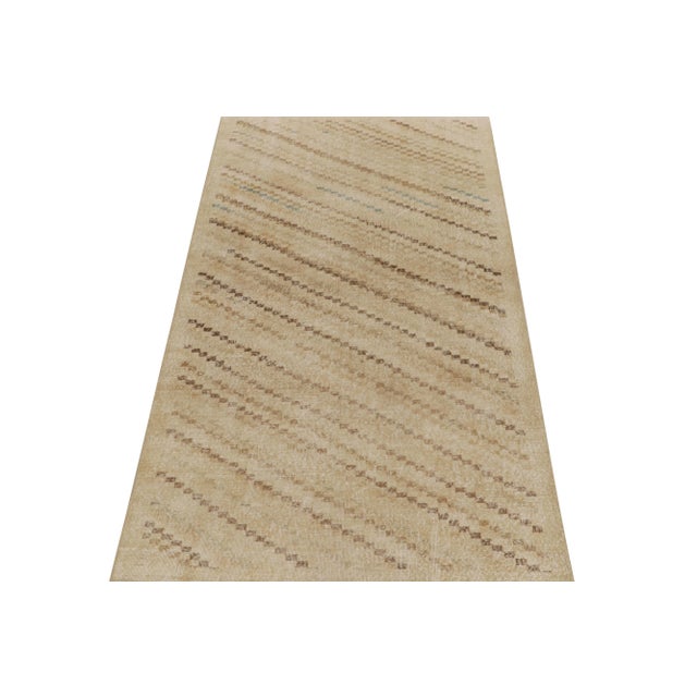 Traditional 1960s Vintage Distressed Rug in Beige-Brown Geometric Pattern For Sale - Image 3 of 7