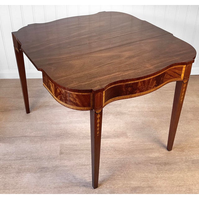 1930s Antique Hepplewhite Inlaid Mahogany Expanding Half Moon Console Card Table For Sale - Image 5 of 15