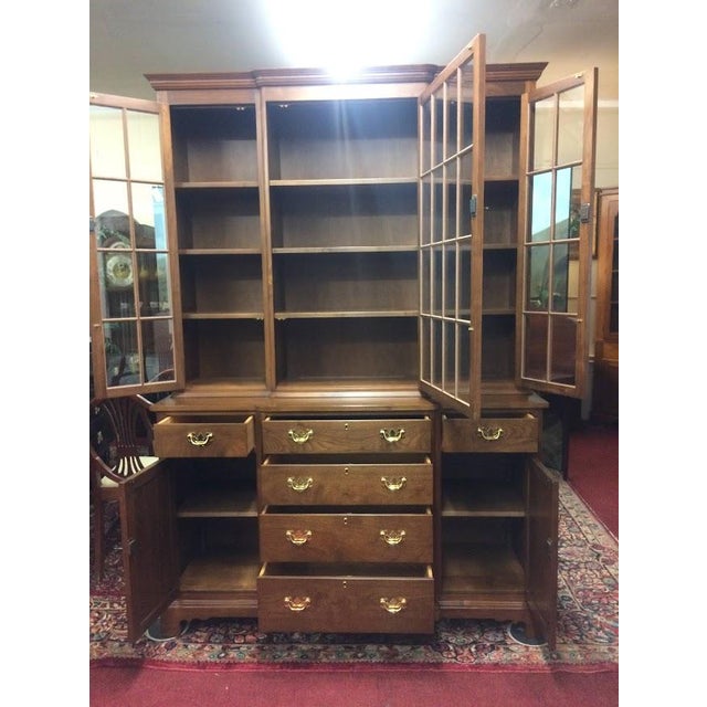 English Vintage China Cabinet, Suter's Furniture For Sale - Image 3 of 17