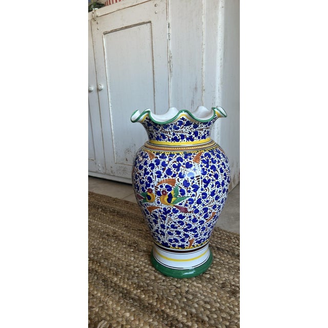 Authentic Labor-Daruta Umbrella Stand Vase, Painted by Hand - signed by Deruta arabesque Love Birds pattern. 10.5” D x...