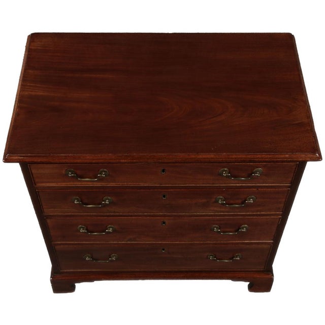 Small English Chest of Drawers, Late 19th Century For Sale - Image 4 of 18