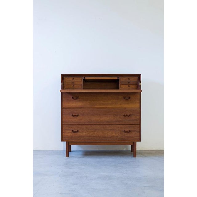 Fold Out Vanity Dresser by Hvidt & Mølgaard For Sale - Image 8 of 15