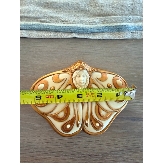Art Nouveau Art Nouveau Butterfly Fairy Trinket Box For Sale - Image 3 of 12
