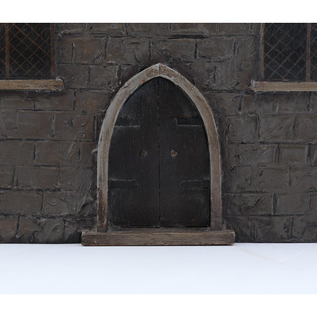 Rare 19th Century Decanter Box Depicting A Medieval Castle For Sale - Image 4 of 18