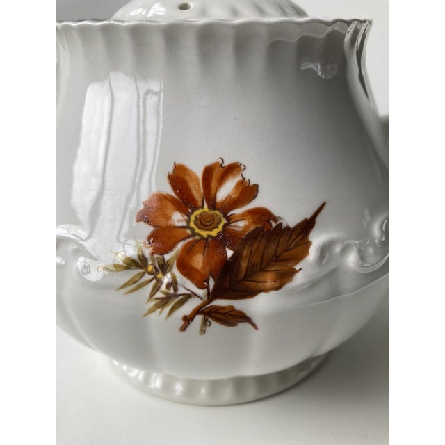 1950s Vintage Wood & Sons Alpine White Ironstone Tea Pot For Sale - Image 5 of 8