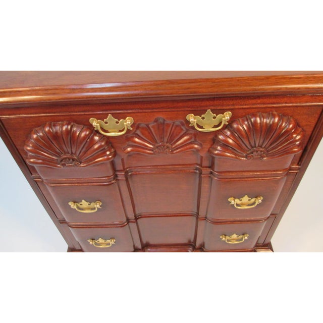 Vintage Solid Mahogany Newport Style End Table For Sale In Portland, ME - Image 6 of 11