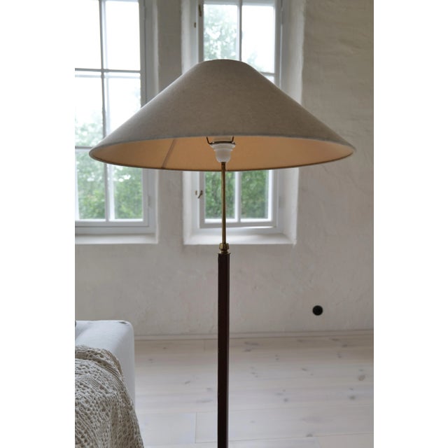 1960s Mid-Century Modern Brass and Brown Leather Floor Lamp from Falkenbergs Belysning, Sweden, 1960s For Sale - Image 5 of 13