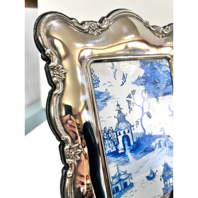 1980s 1980s Silver Plate Repoussé Picture Frames - Hollywood Regency Style, Set of 3 For Sale - Image 5 of 10