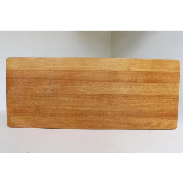 Wood Large Oak Coffee Table by Borge Mogensen for Fredericia, 1950 For Sale - Image 7 of 13
