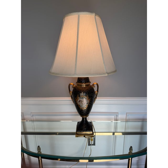 Black Vintage Remington Urn Table Lamp With Hunting Scene and Guilt Handles For Sale - Image 8 of 11