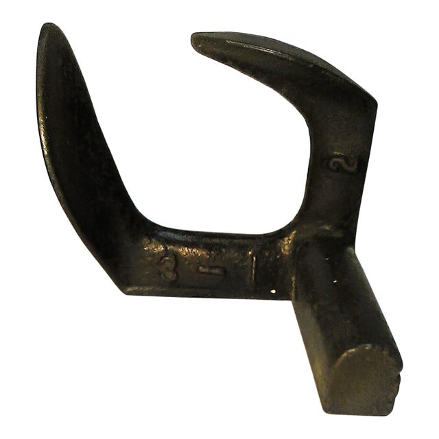 Antique Cast Iron Cobblers/Shoe Making Anvil - The Warranted Wonder For Sale