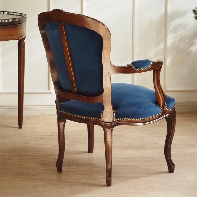 Louis XV Cabriolet Armchair with Floral Carving For Sale - Image 10 of 10