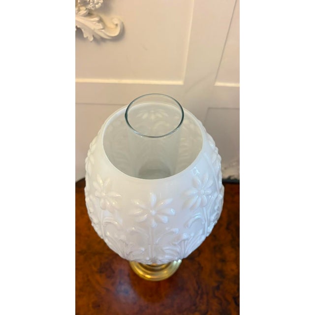 Antique Edwardian Brass Oil Lamps with Opaline Glass Shades, 1900, Set of 2 For Sale - Image 3 of 10