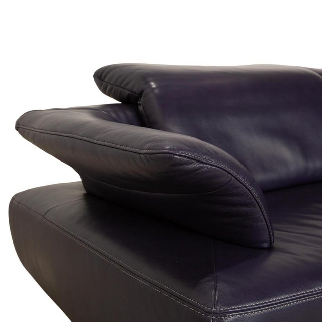 Avanti 3-Seater Sofa and Ottoman in Purple Leather from Koinor, Set of 2 For Sale - Image 12 of 18