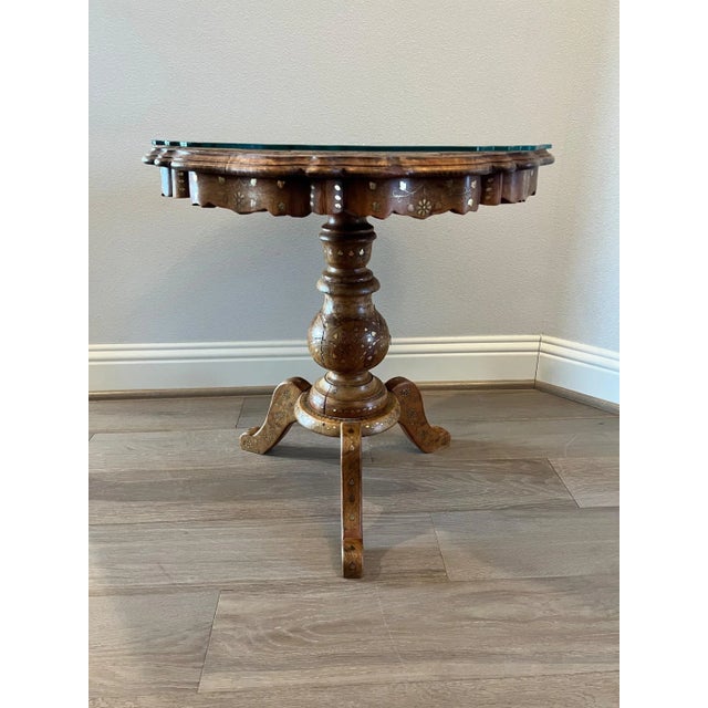 Vintage Anglo-Indian Brass Inlaid Pedestal Table For Sale - Image 4 of 11